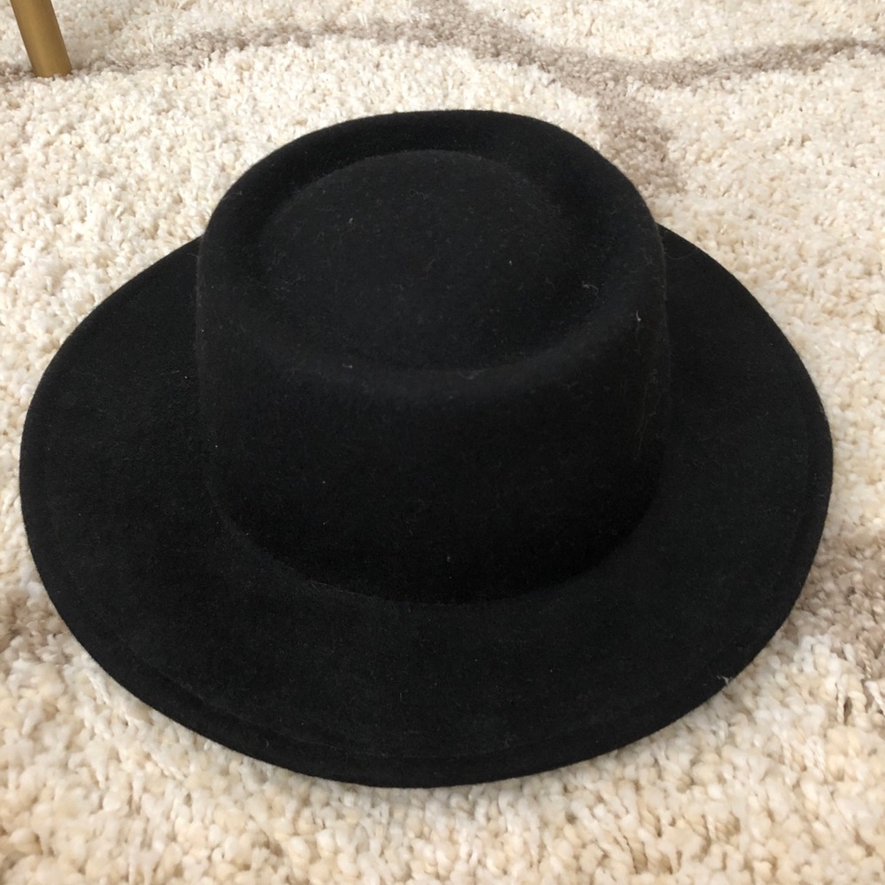 Forever 21 Black Felt Hat
